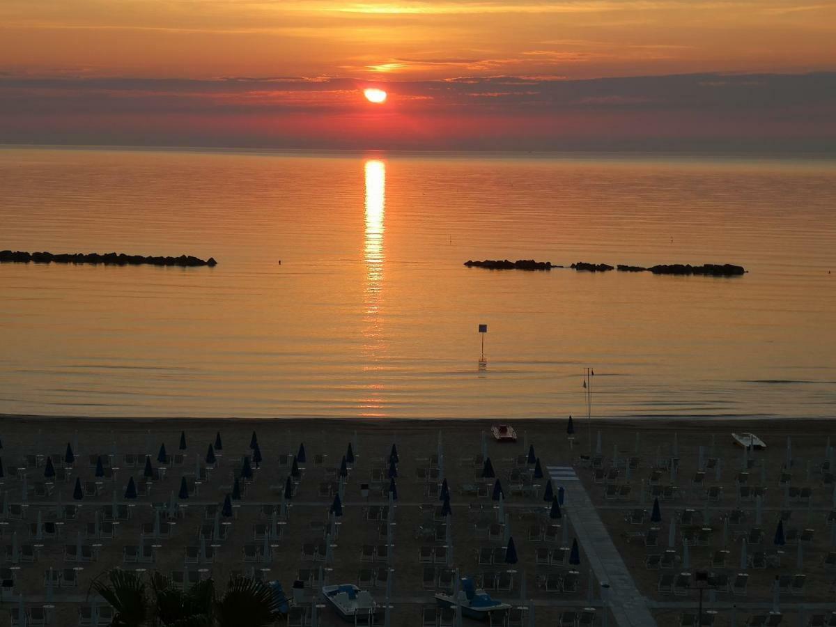 Hotel Palmarosa Roseto Degli Abruzzi Dış mekan fotoğraf